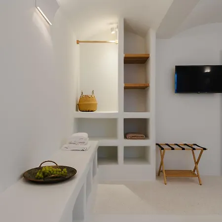 Diamond Of Cyclades Mikri Vigla