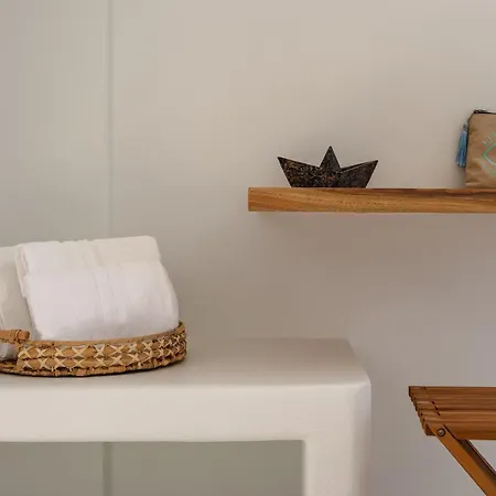 Diamond Of Cyclades Mikri Vigla