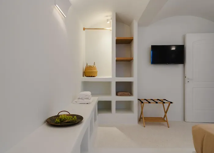 Diamond Of Cyclades Mikri Vigla